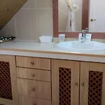 Spacious House With Private Pool Near 펜션