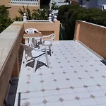 Spacious House With Private Pool Near 펜션 *