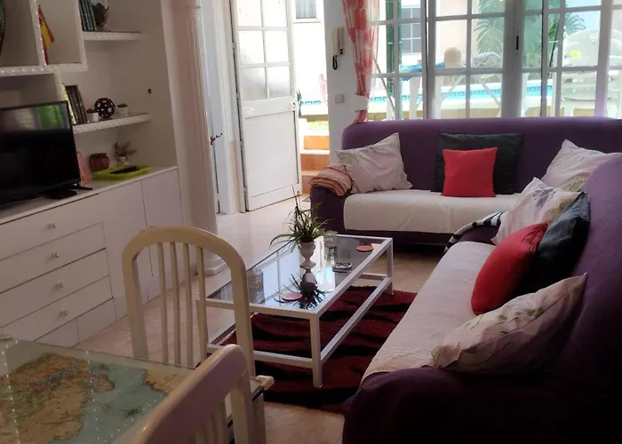 Spacious House With Private Pool Near