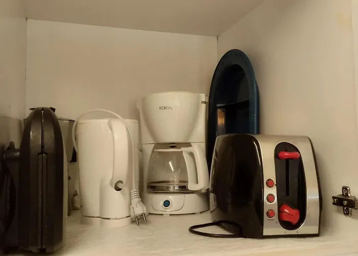 בית נופש Spacious House With Private Pool Near פואנגירולה