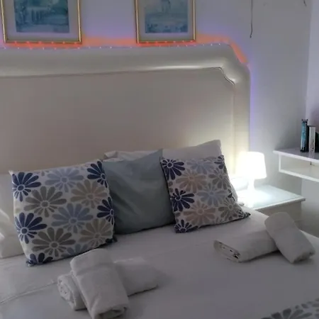 Spacious House With Private Pool Near