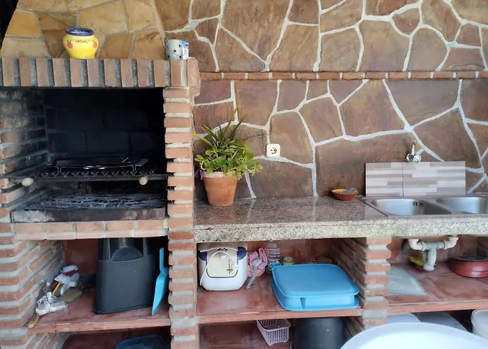 Spacious House With Private Pool Near Fuengirola