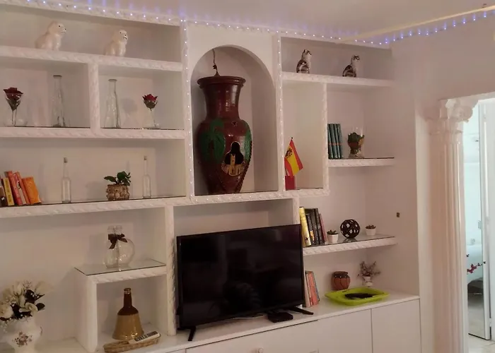 Spacious House With Private Pool Near Fuengirola